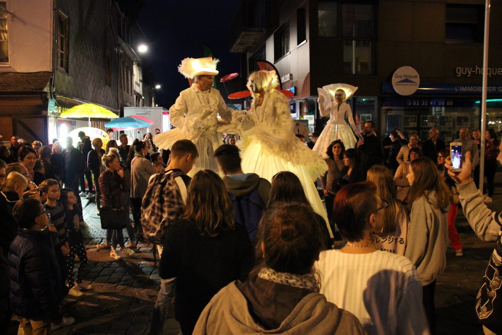 mascarets - costumes lumineux